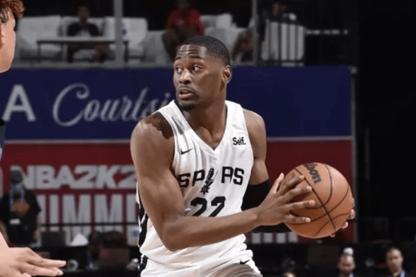 NBA球隊(duì)如何通過(guò)選秀系統(tǒng)發(fā)掘潛力新秀?